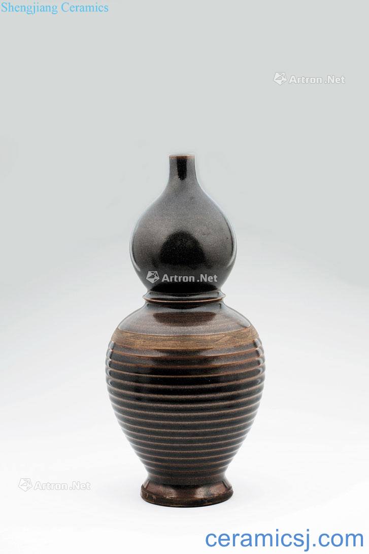 Song magnetic state kiln black glaze bowstring grain gourd bottle