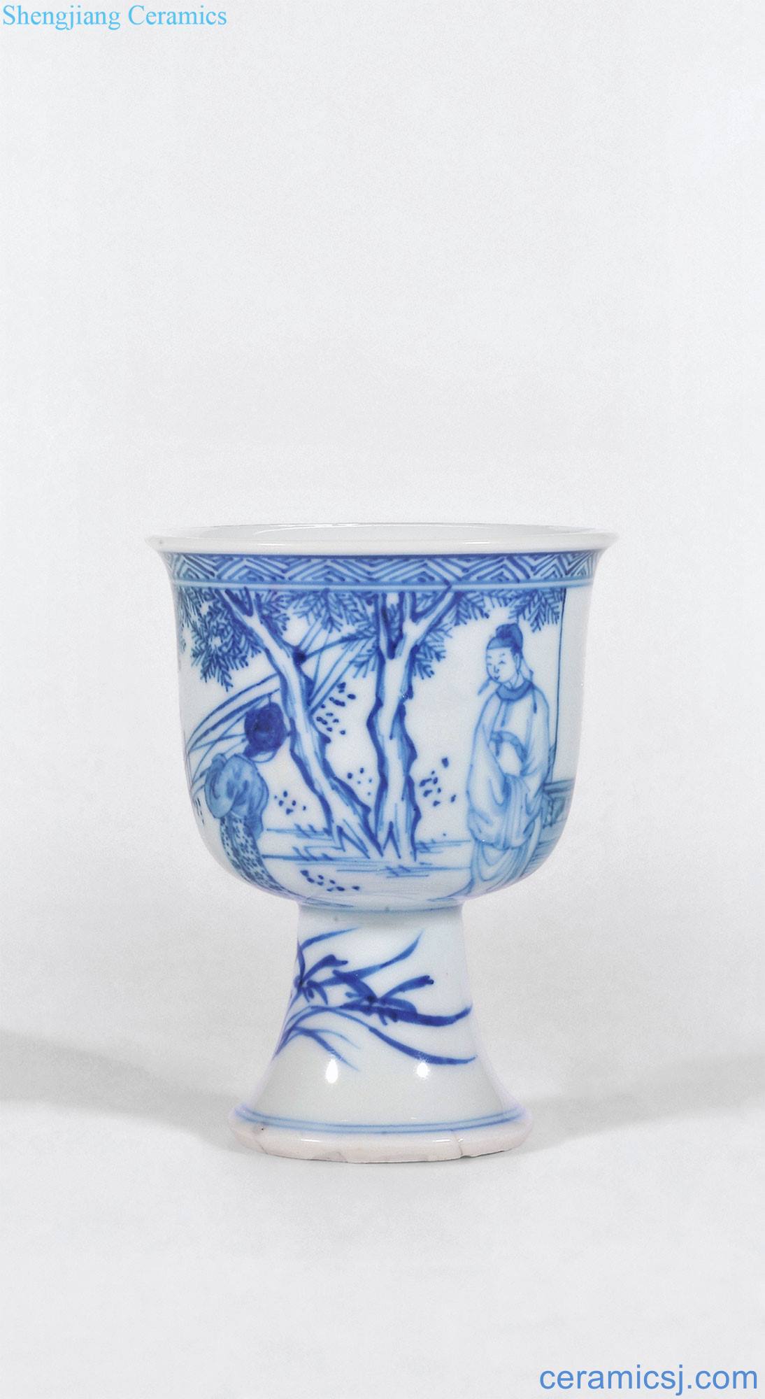 The qing emperor kangxi in the early Character lines footed cup