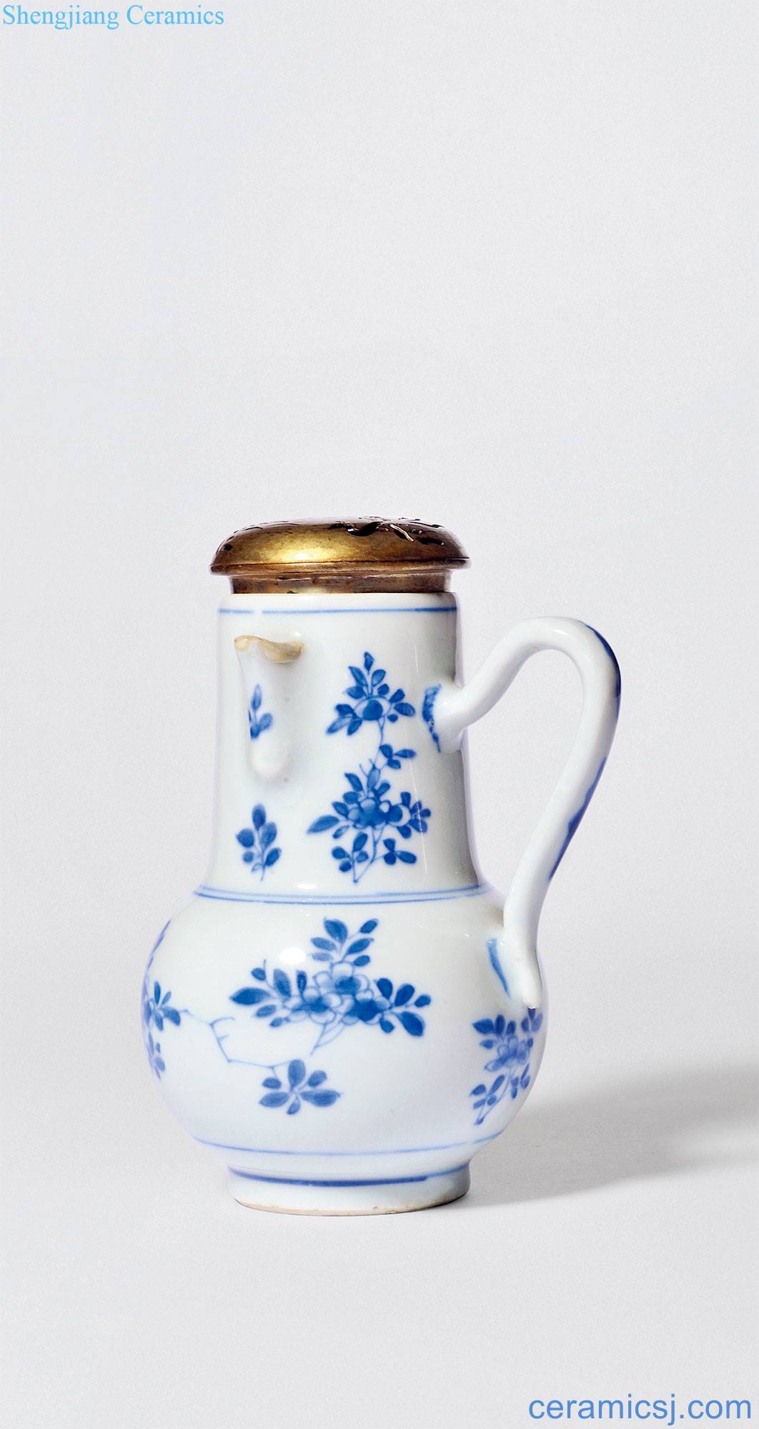 Ming chongzhen Blue and white flower grain ewer fold branches