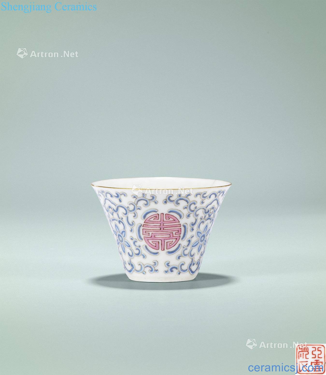 Qing dynasty in the 19th century Pastel branch satisfied grain horseshoe cup