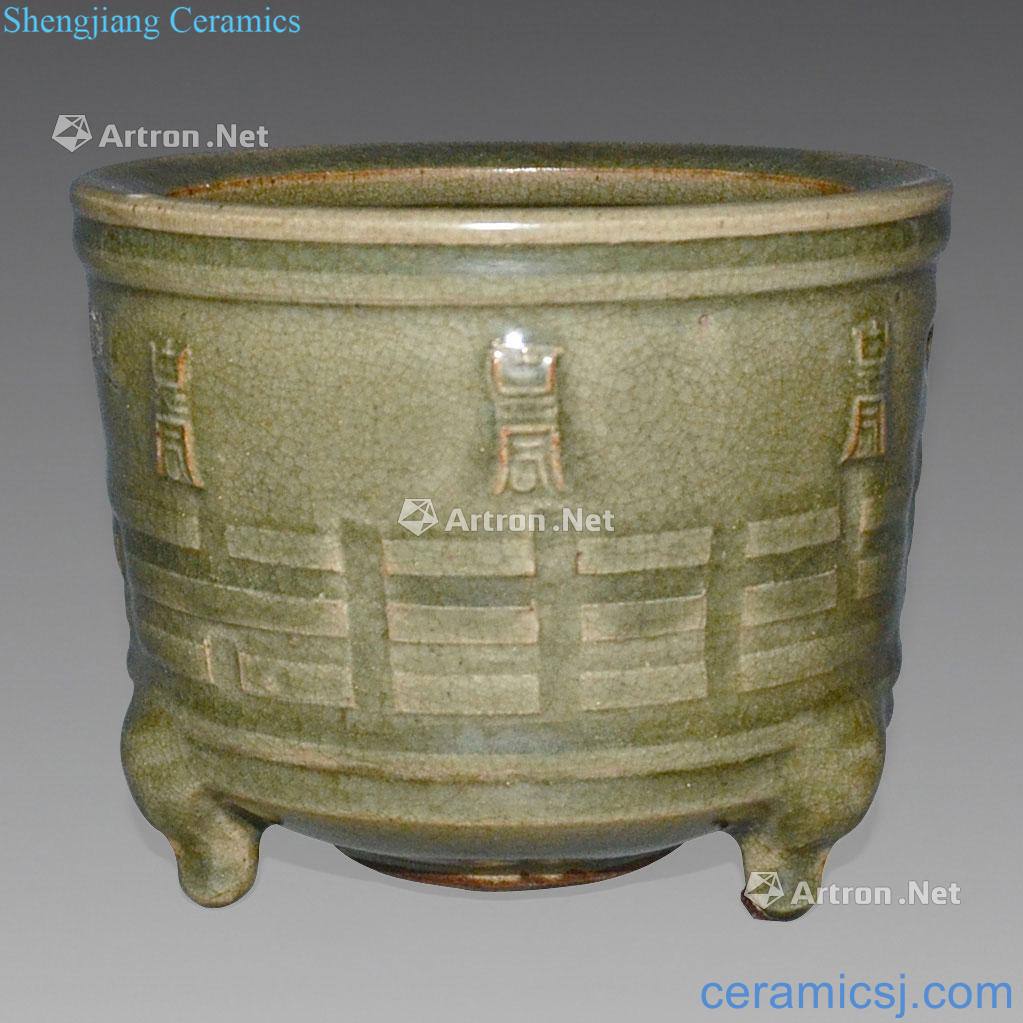 The song dynasty Yao state kiln green glaze eight life of gossip down bottom wide mouth furnace with three legs