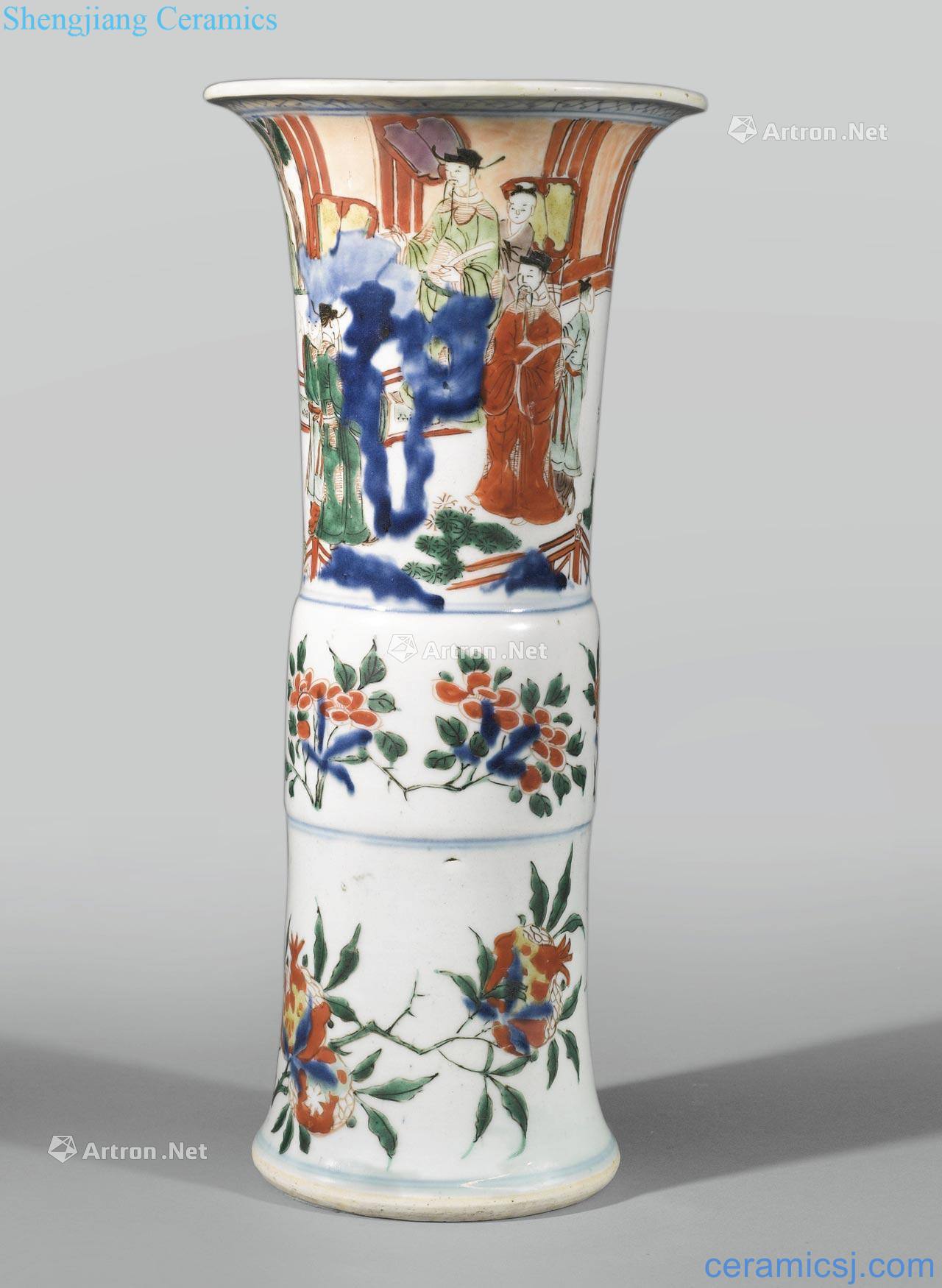 In the 17th century Figure flower vase with colorful up high