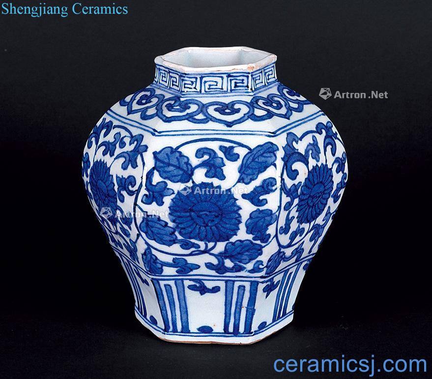 Ming Blue and white chrysanthemums grain hexagonal pot