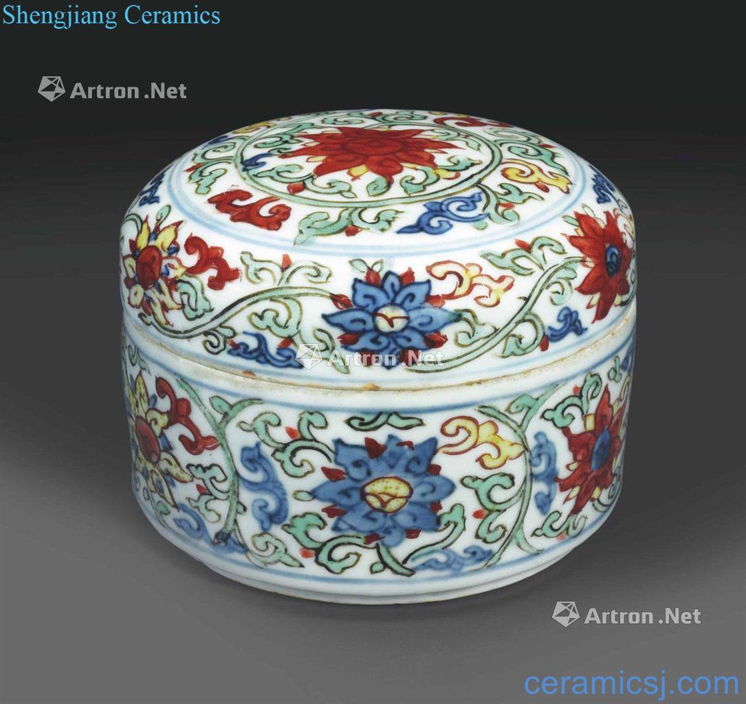 Ming wanli Colorful lotus flower grain cover box