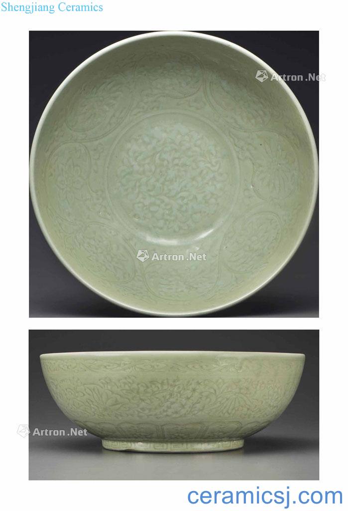 Ming in the 15th century Longquan celadon lotus pond algae grain big 盌 green glaze