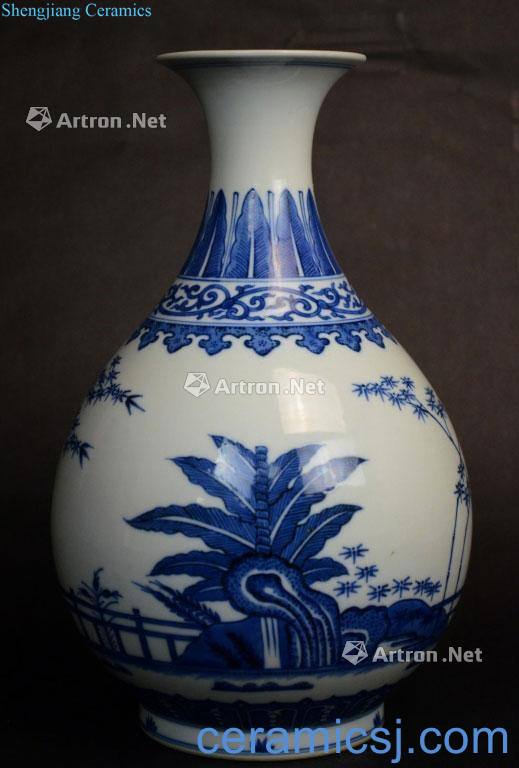 The Qing Dynasty Chinese Blue and White Porcelain Vase