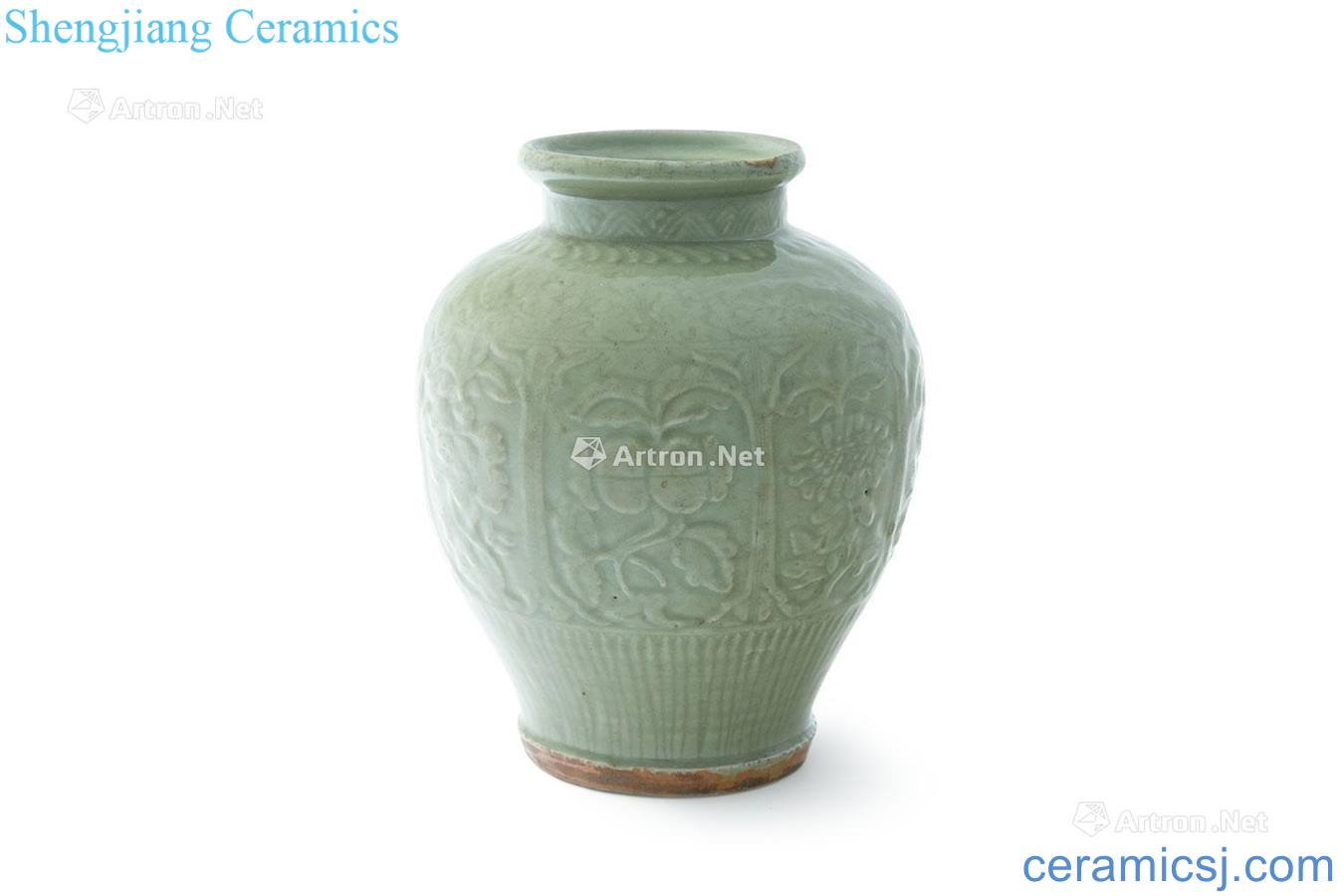 yuan Longquan celadon embossment pattern pot