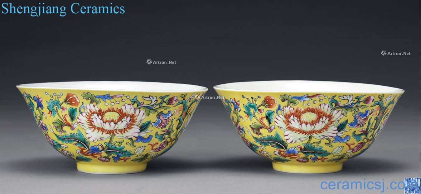 Qing jiaqing Yellow glaze color the flowers wufu bowl (a)