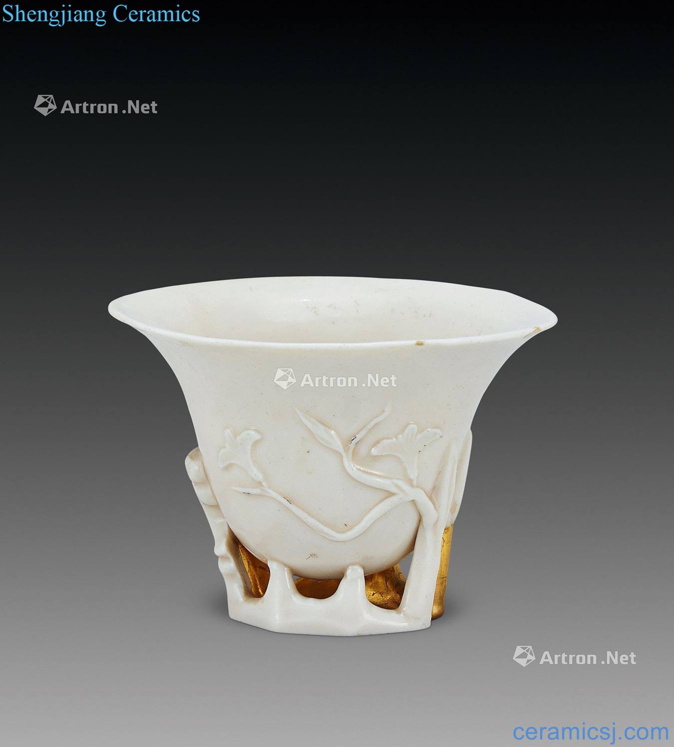 Dehua kiln carved flower cup