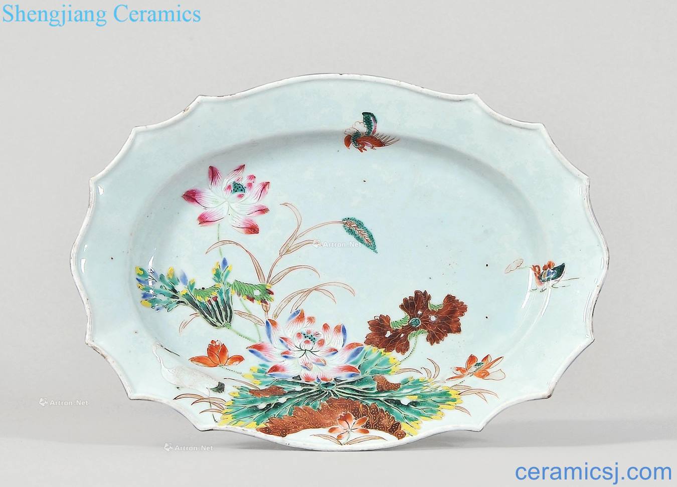 The lotus pond qing qianlong pastel tray