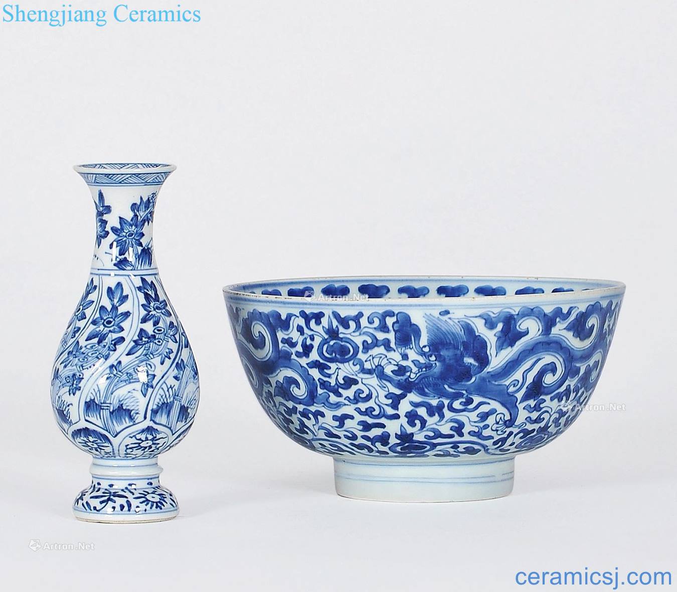The qing emperor kangxi Blue and white floral bowl, blue and white dragon pattern string lines