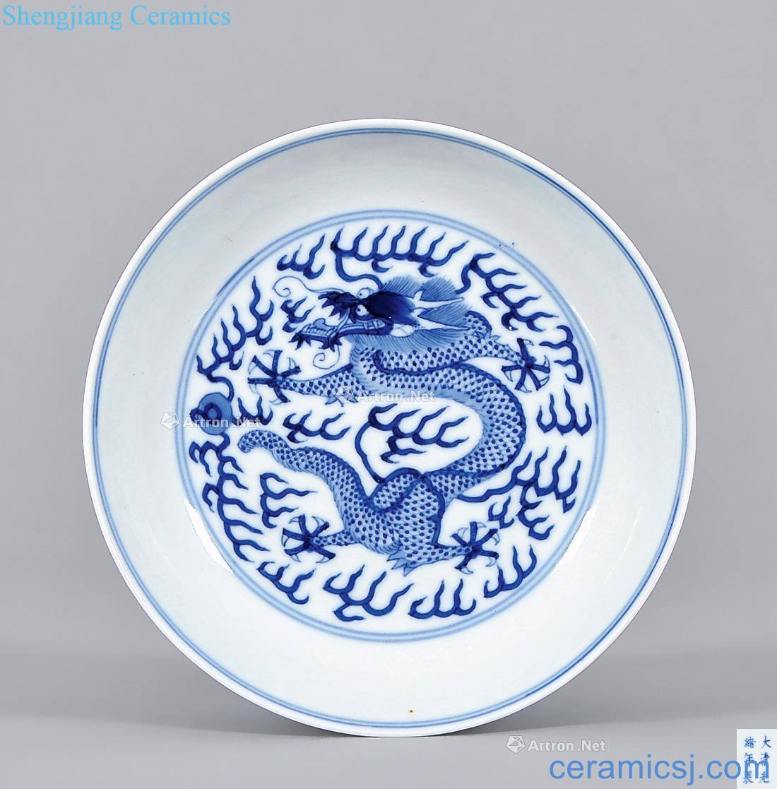 Qing guangxu Blue and white dragon disc