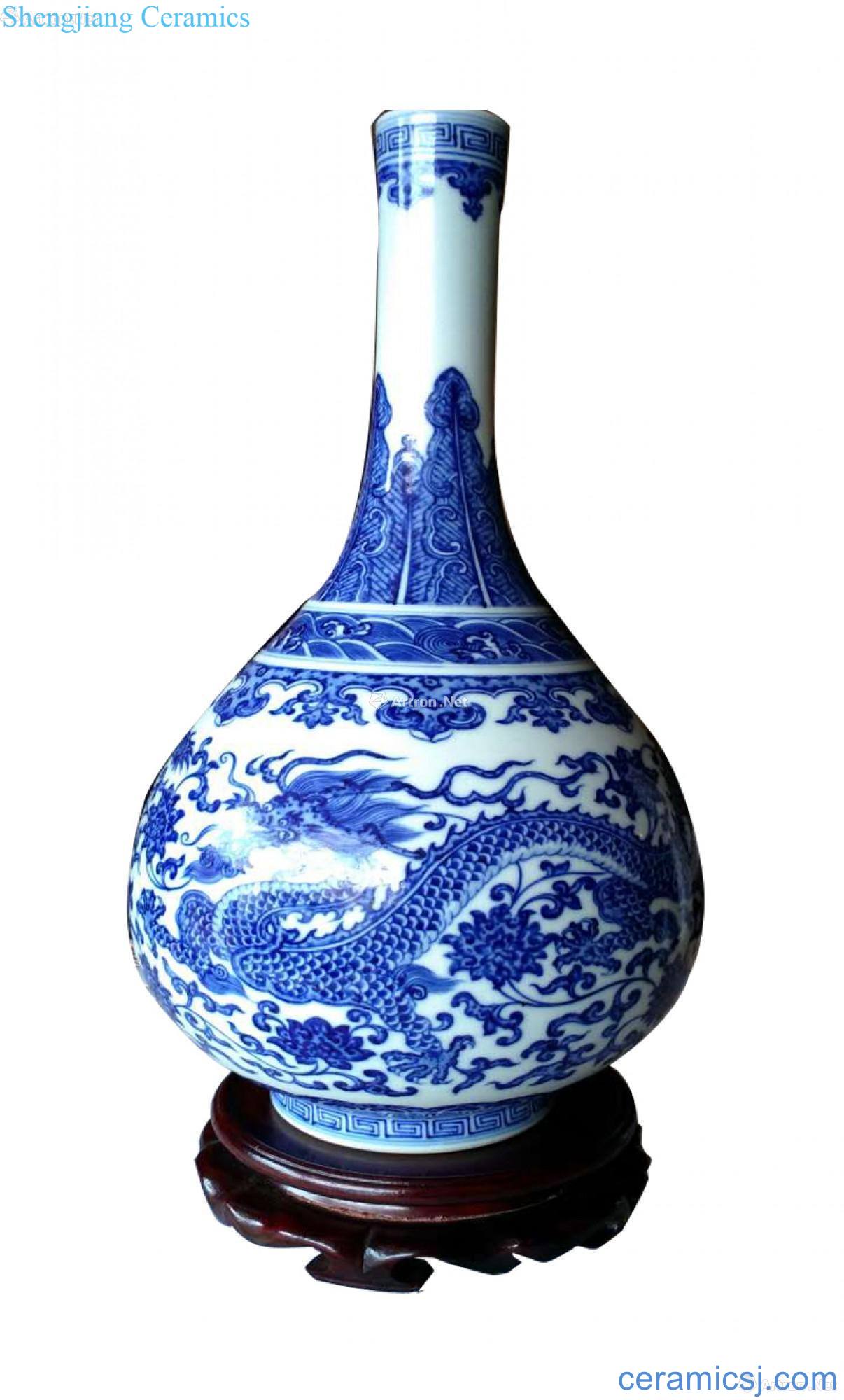 Blue and white dragon wearing flower flask