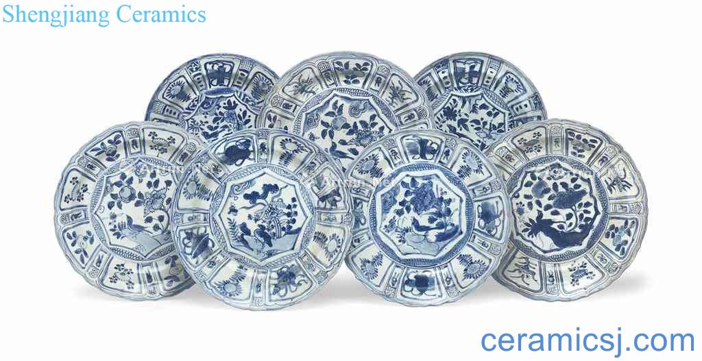 In the 17th century middle transition SEVEN 'HATCHER CARGO' BLUE AND WHITE DISHES