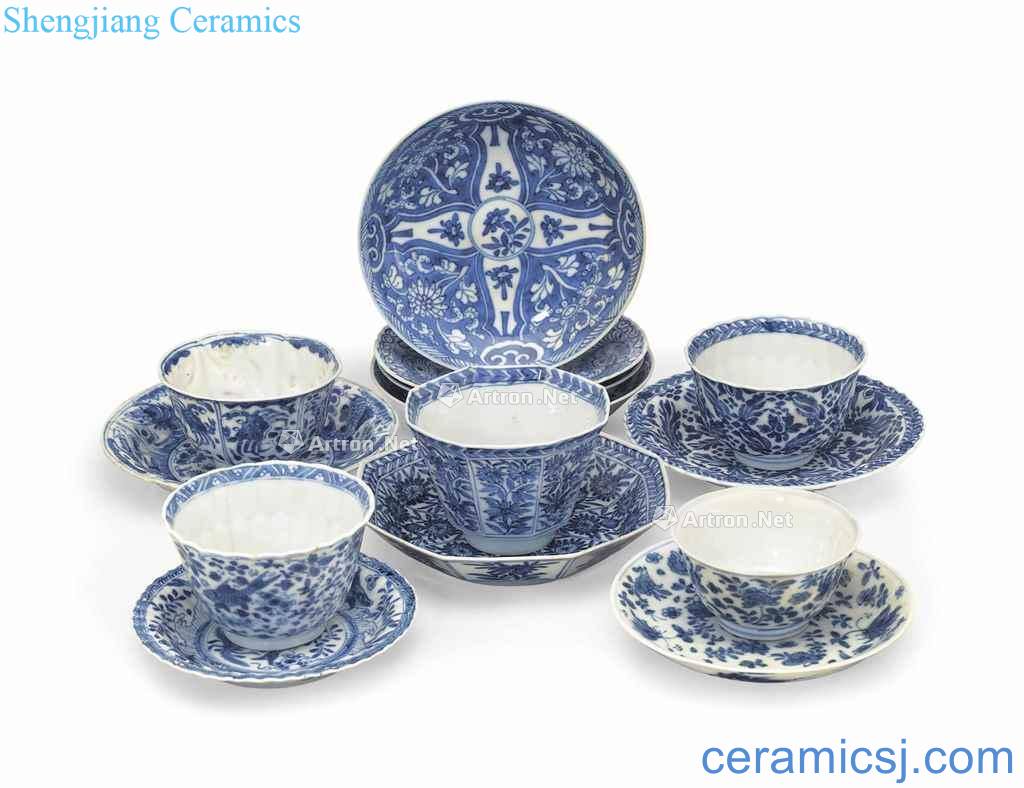 Kangxi period (1662-1722), FIVE BLUE AND WHITE TEABOWLS AND SAUCERS AND FOUR BLUE AND WHITE SAUCERS