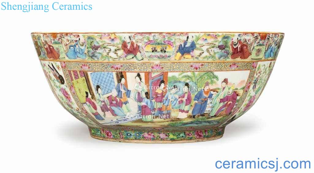 The first half of the 19th century A LARGE CANTON FAMILLE ROSE PUNCHBOWL