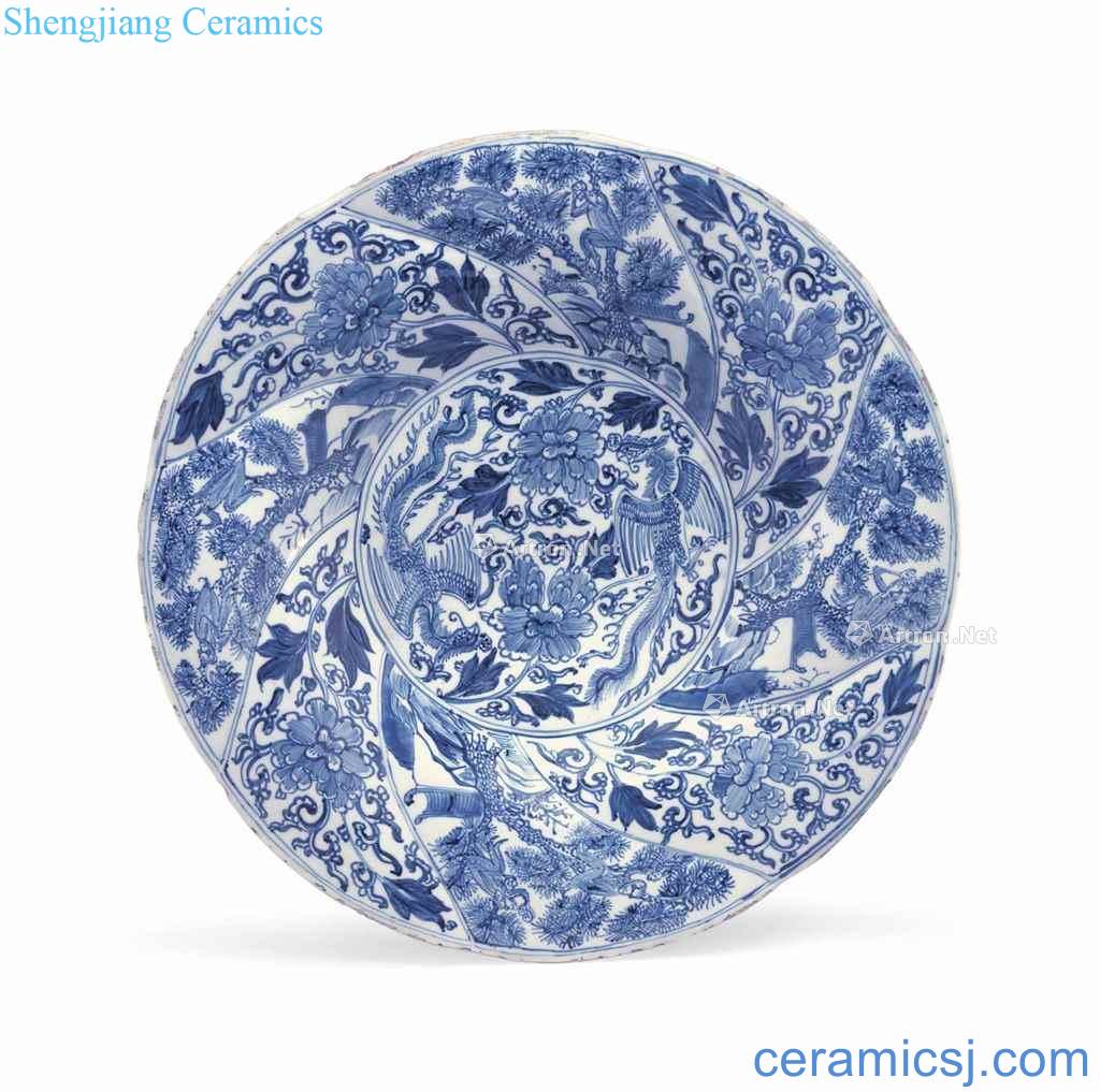 Kangxi period (1662-1722), A LARGE SPIRAL - MOLDED BLUE AND WHITE DISH