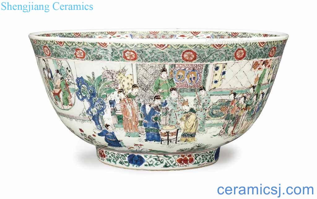 Kangxi period (1662-1722) A FAMILLE VERTE PUNCHBOWL