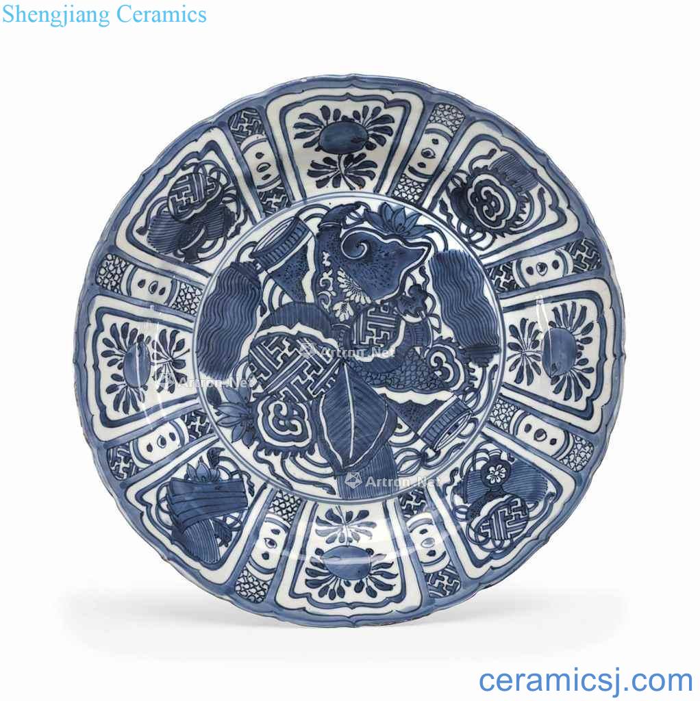 A late Ming BLUE AND WHITE 'KRAAK DISH