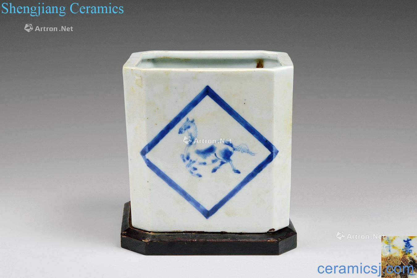 In the qing dynasty Blue and white double star anise jun grain brush pot