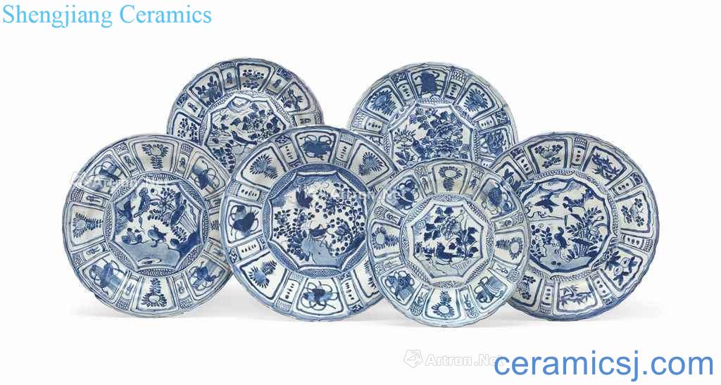 In the 17th century middle transition SIX 'HATCHER CARGO' BLUE AND WHITE DISHES