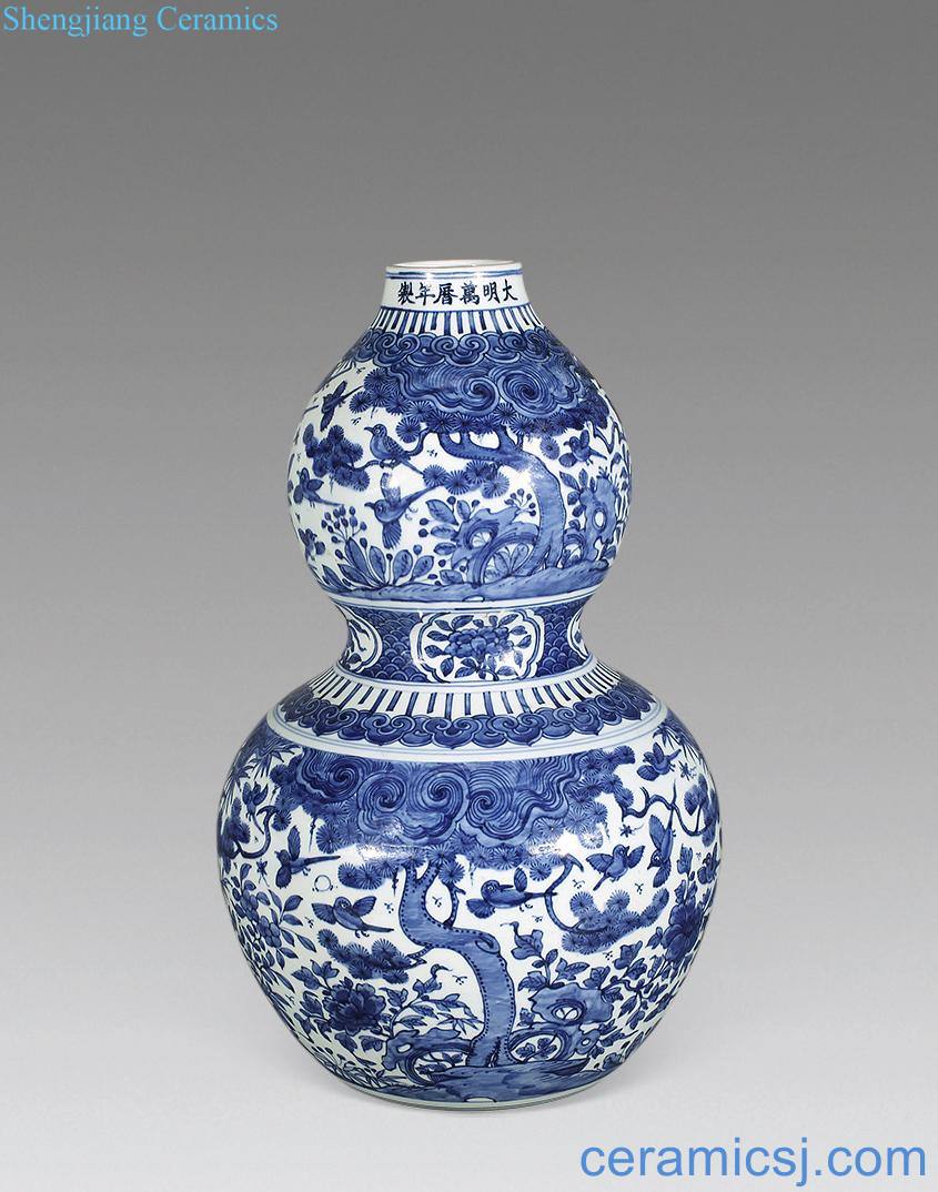 Ming Blue and white flower on the gourd bottle