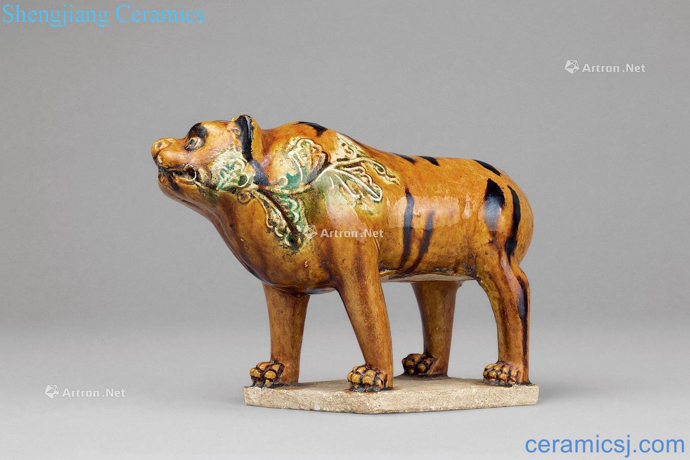 The song dynasty Magnetic state kiln tiger furnishing articles