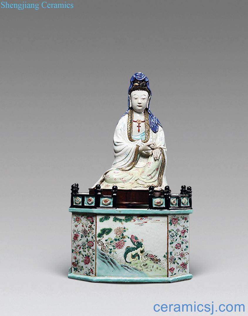 Qing qianlong pastel scrolls guanyin and porcelain