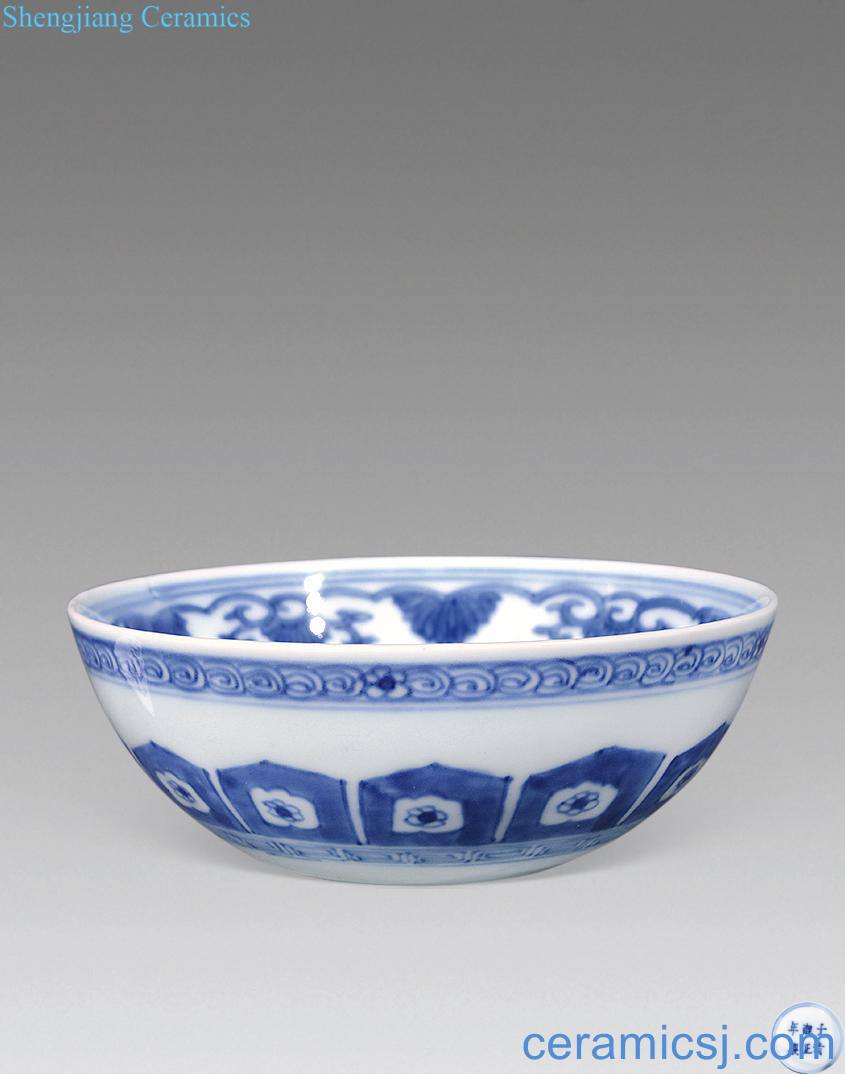Qing yongzheng Blue and white flowers lying foot bowl