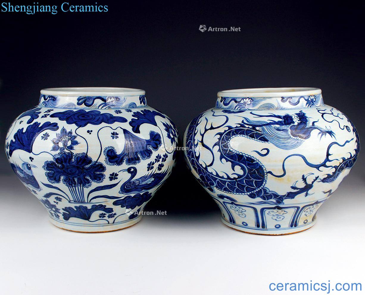 yuan Blue and white dragon big cans, blue and white lotus pond yuanyang pot