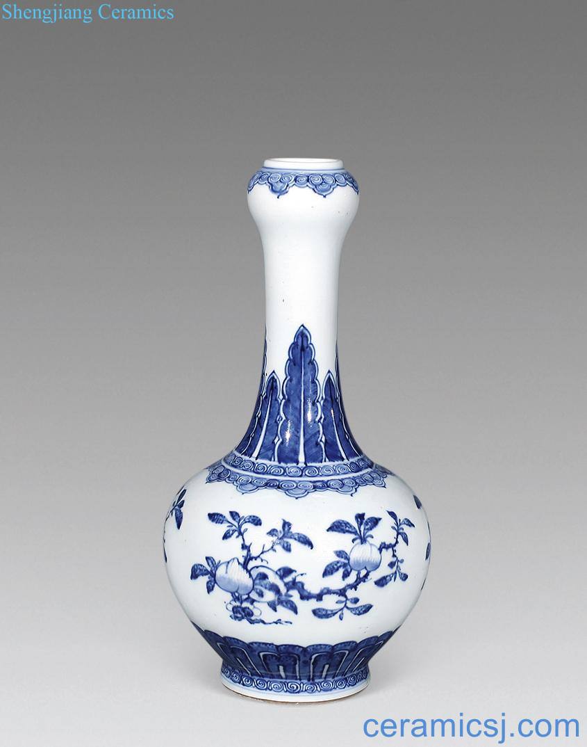 Qing guangxu Blue and white sanduo garlic bottles