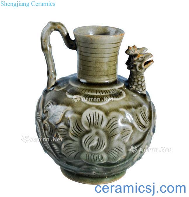 The song dynasty Yao state kiln carved phoenix first ewer