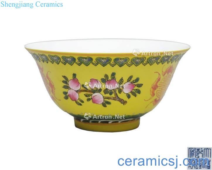 Qing emperor qianlong Yellow colorful sanduo bowl