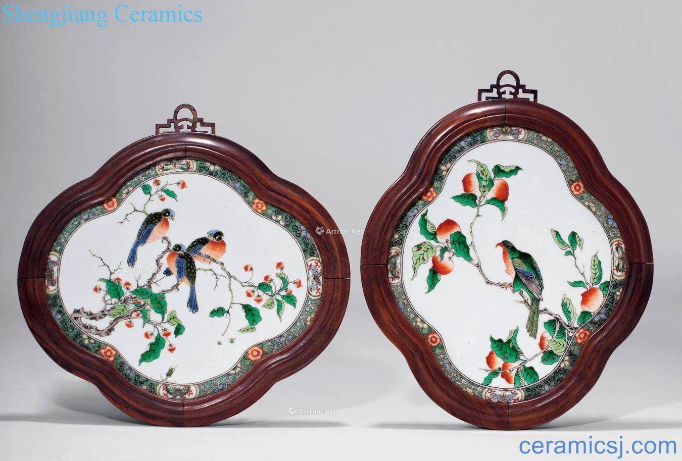 The qing emperor kangxi Colorful fruit bird patterns porcelain plate (a)