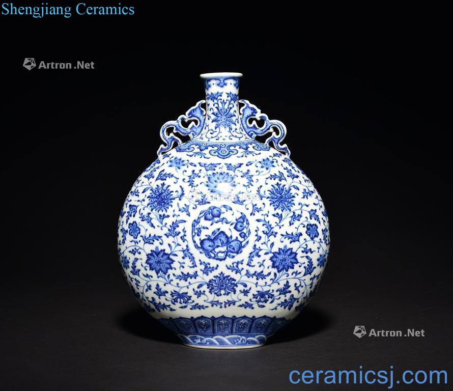 The Qing Dynasty A LARGE OF BLUE AND WHITE MOONFLASK
