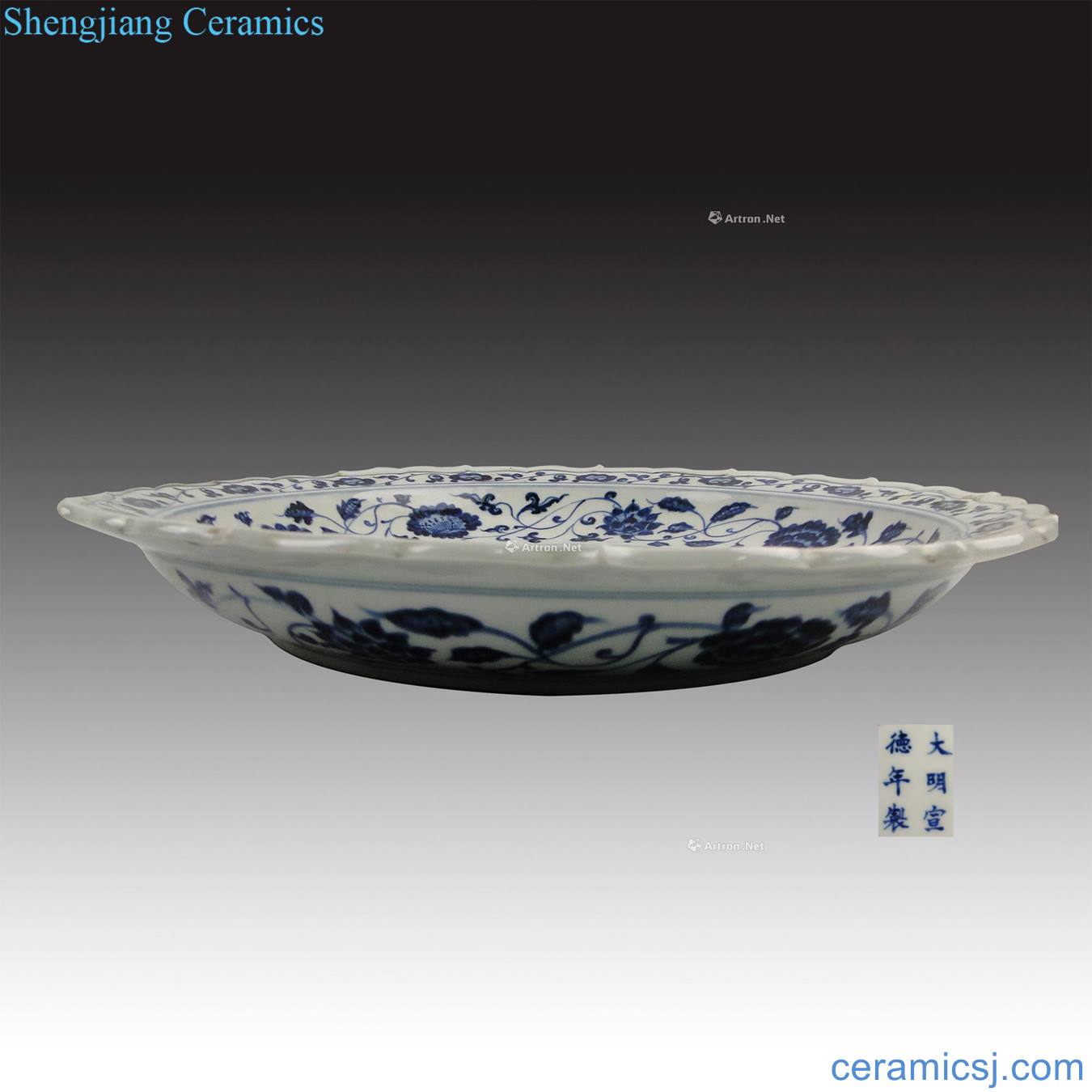 In the Ming dynasty Longfeng grain flower mouth tray