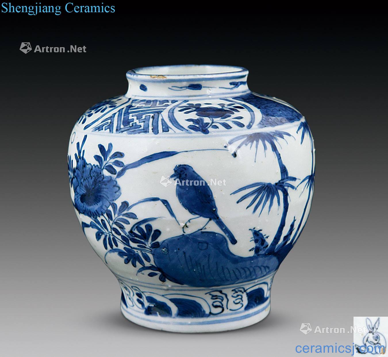 Ming Blue and white flower on grain canister
