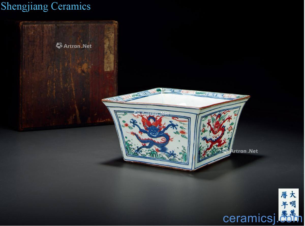Ming wanli Blue and white color waves on dragon square pipe