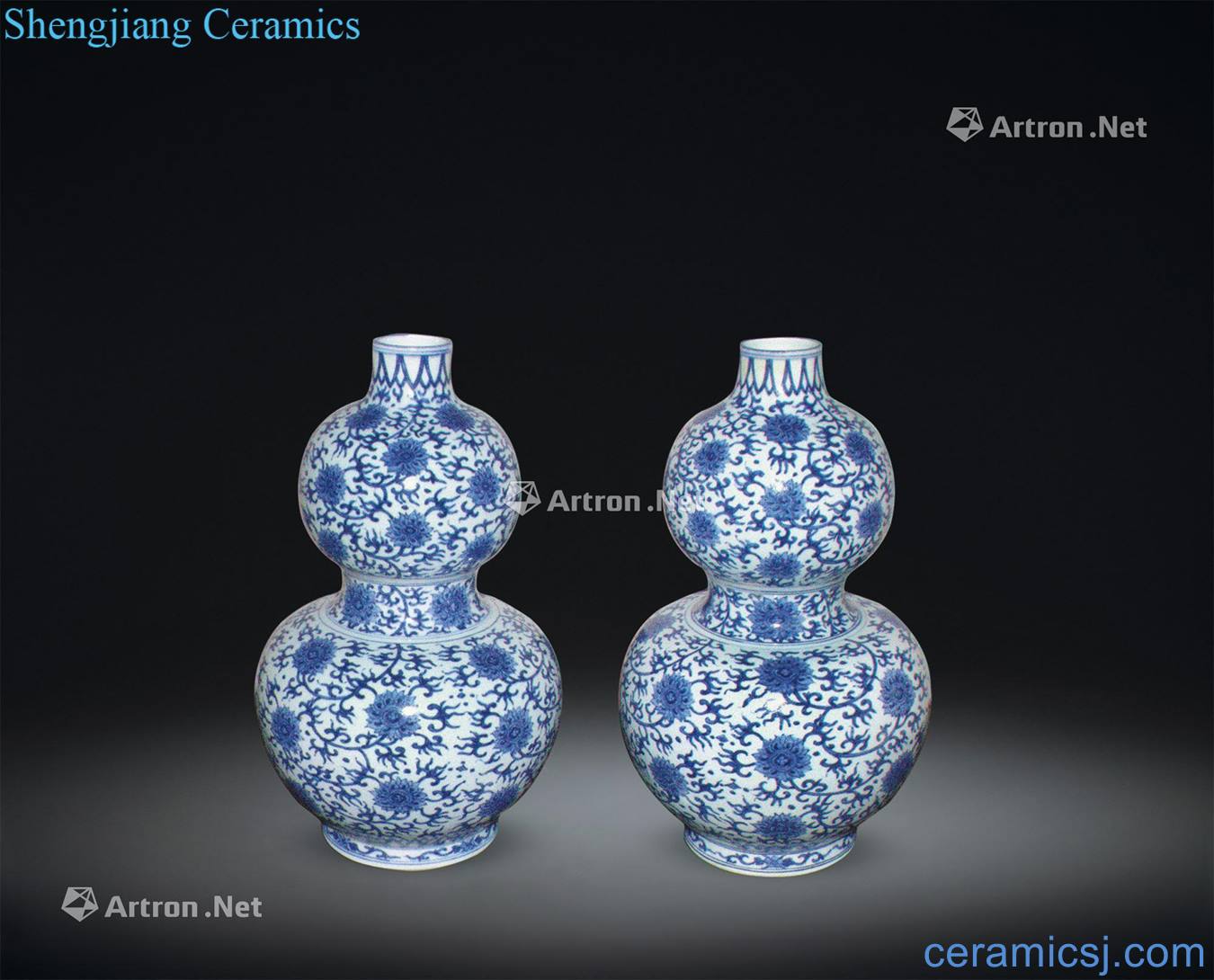 Ming Blue and white gourd bottle (a)