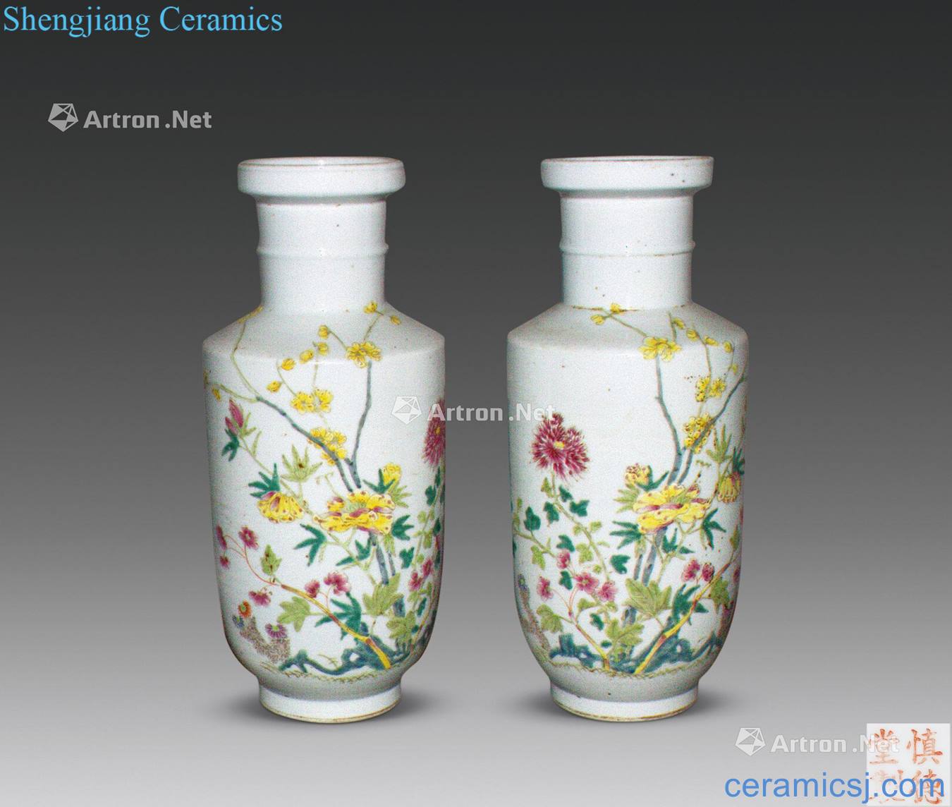The late qing dynasty Pastel flowers double f wooden stick bottle (a pair)