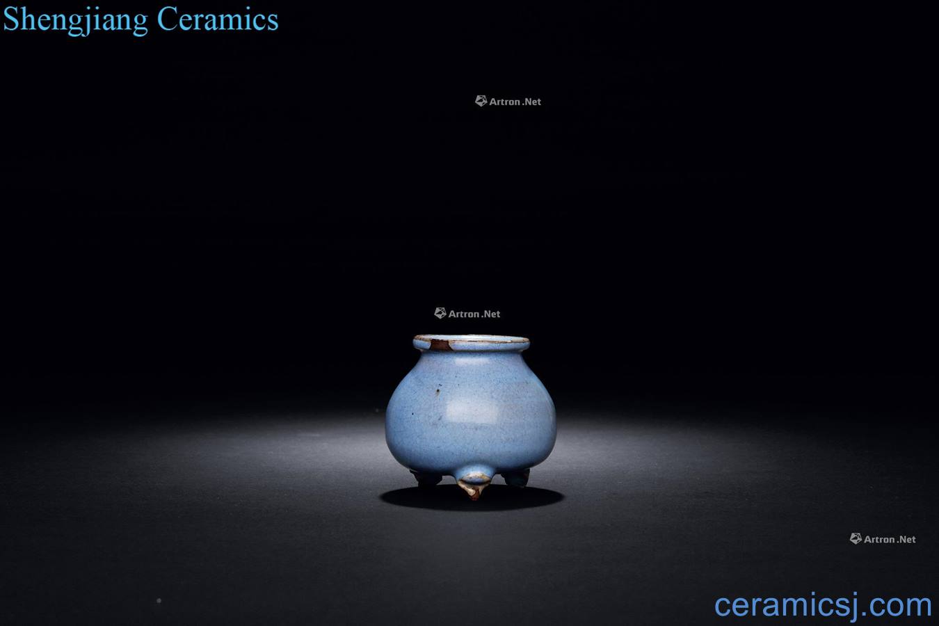 jinyuan The azure glaze three masterpieces enough small incense burner