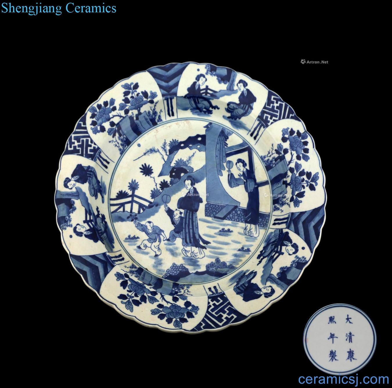 The qing emperor kangxi Blue and white three niang godson flower mouth fold along the plate