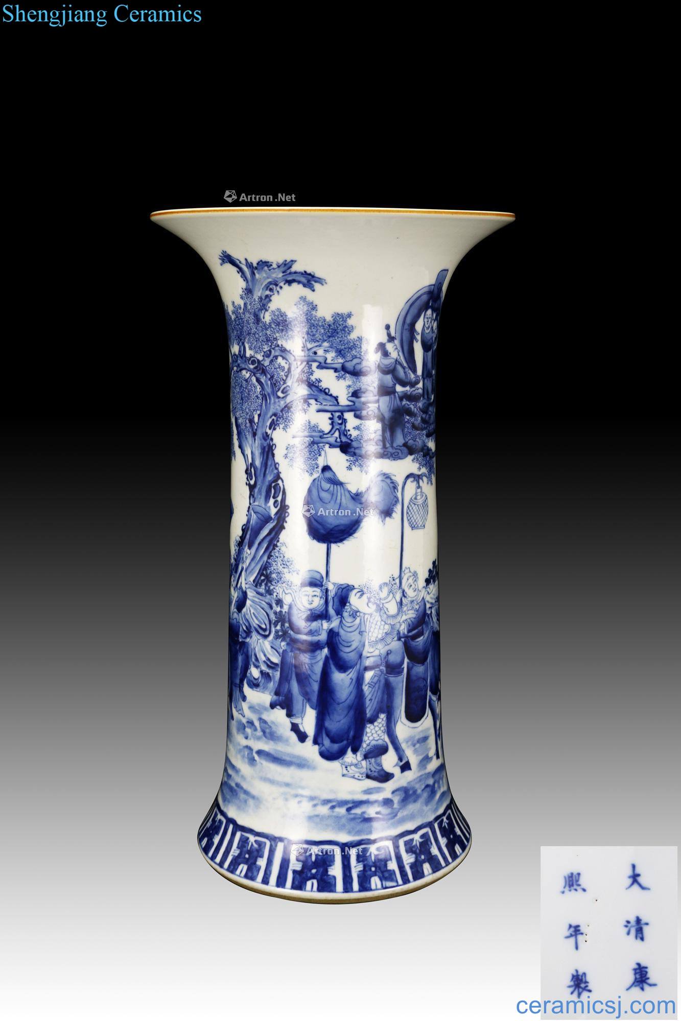 qing Blue and white big flower vase with knife horse characters