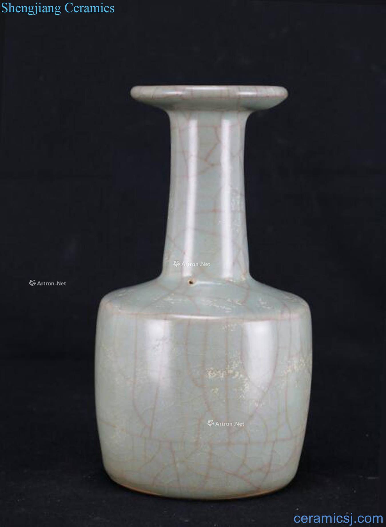 The song dynasty Kiln pea green glaze paper let the bottle