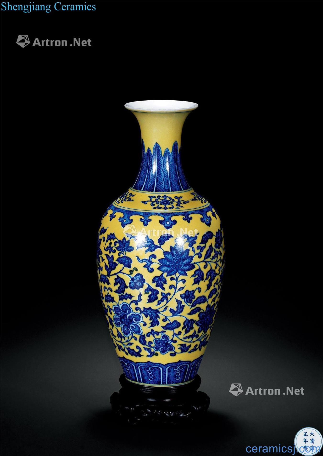 qing Yellow to blue and white lotus flower goddess of mercy bottle