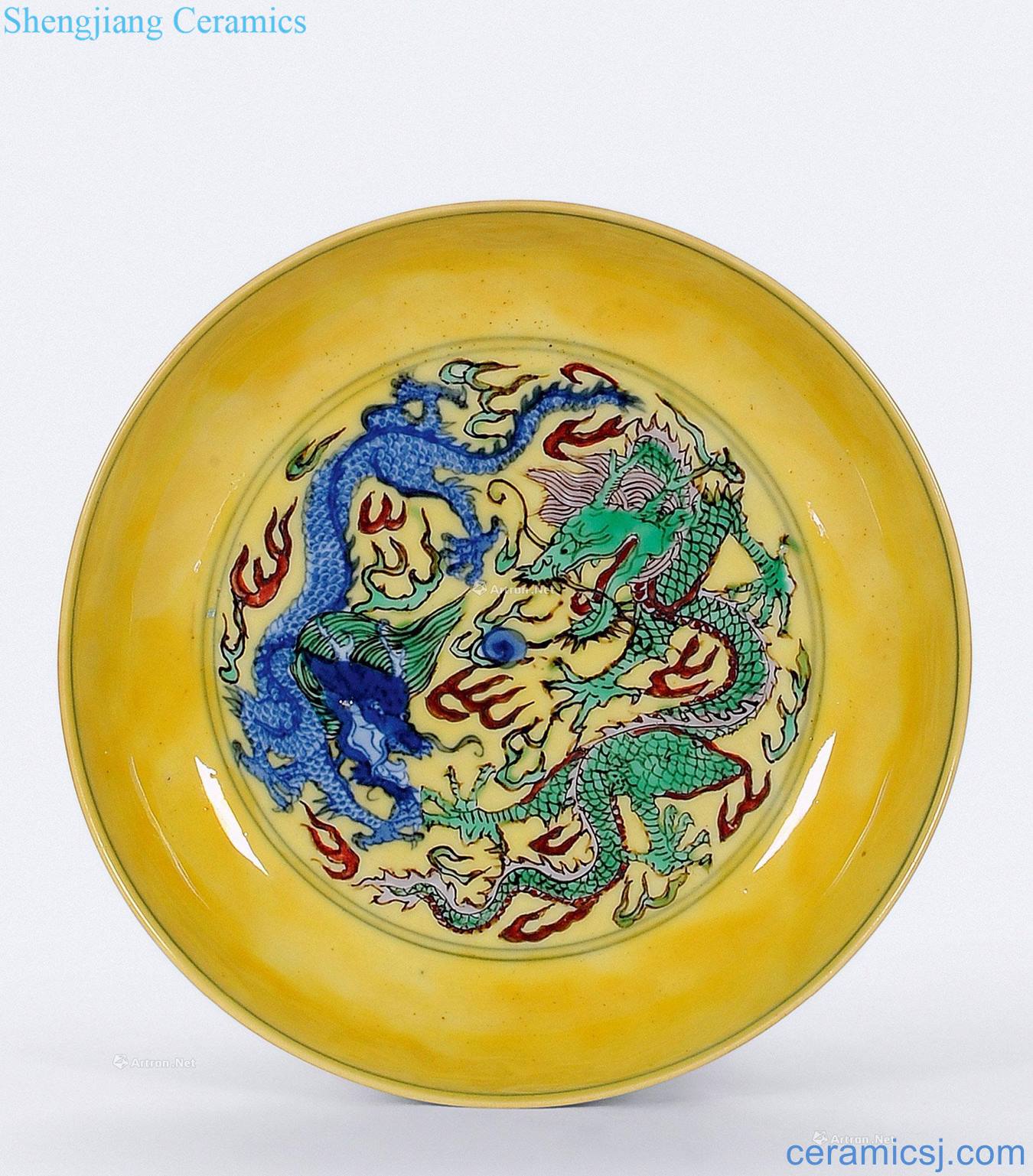 The qing emperor kangxi Yellow colorful dragon playing bead plate