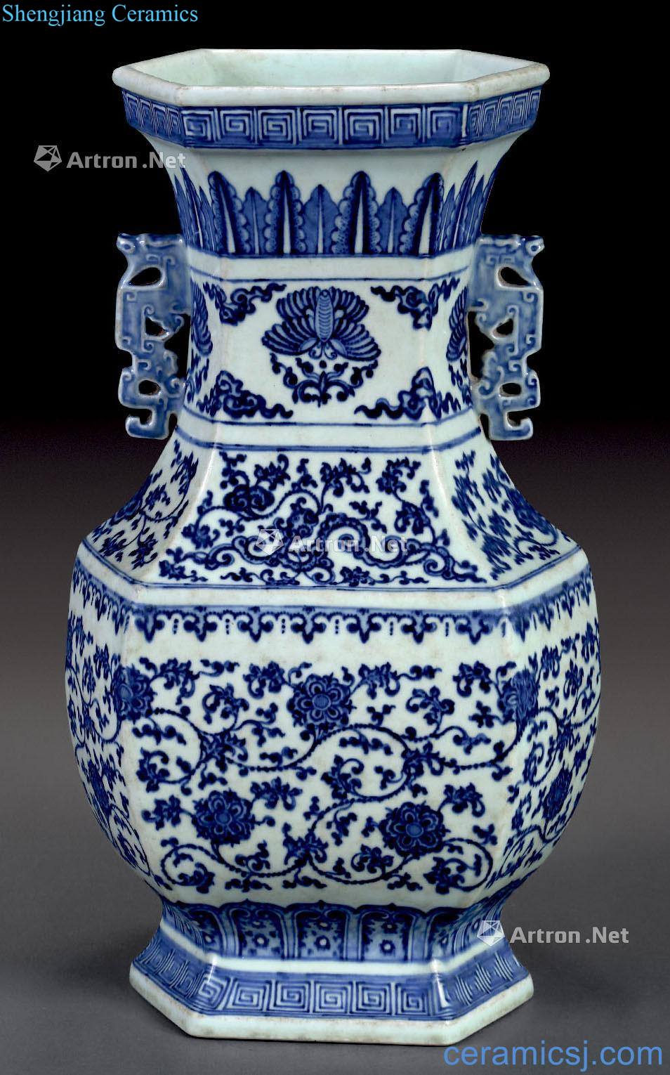 qing Blue and white lotus design ears vase