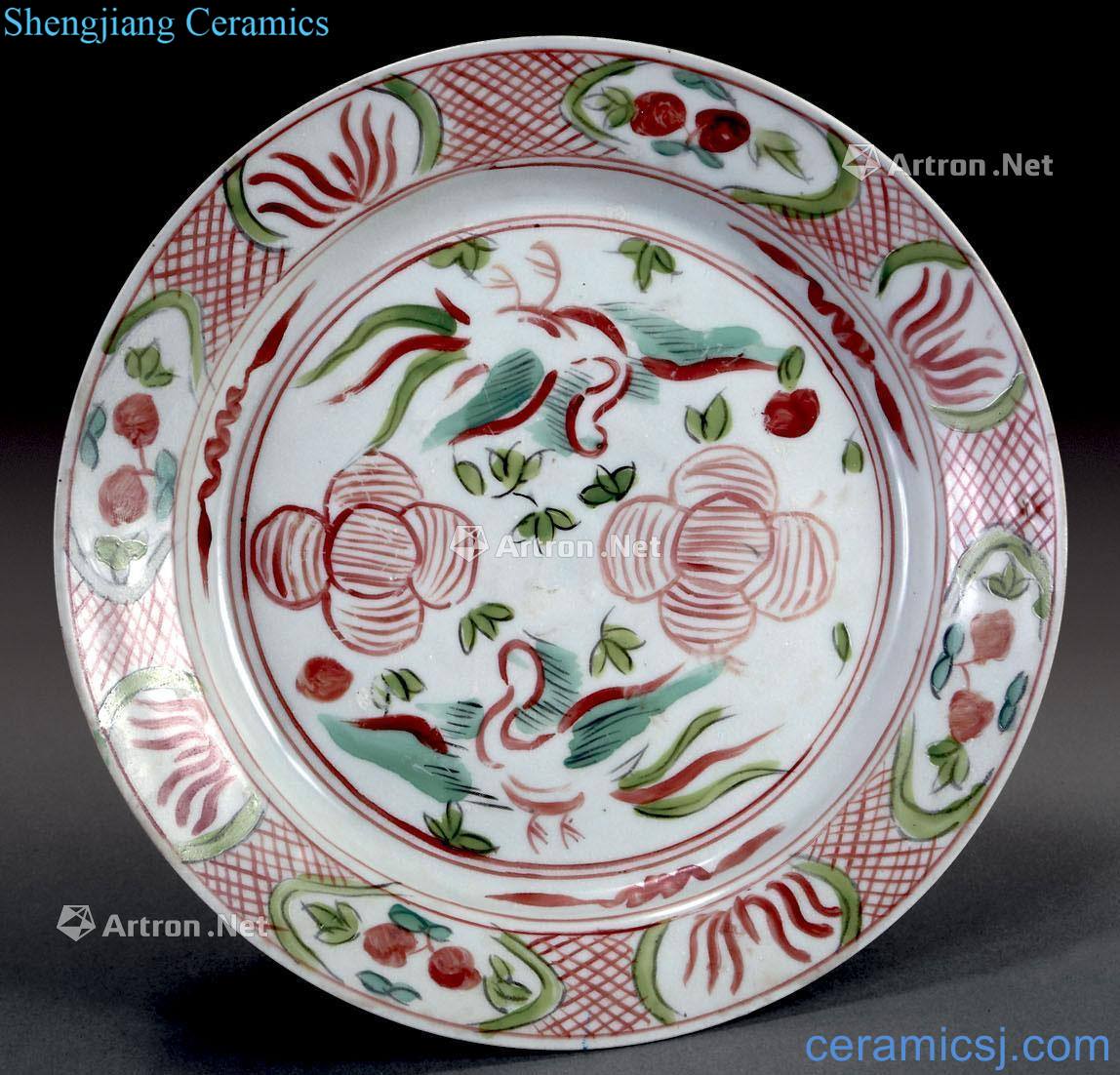 Ming Red and green colored flower disc