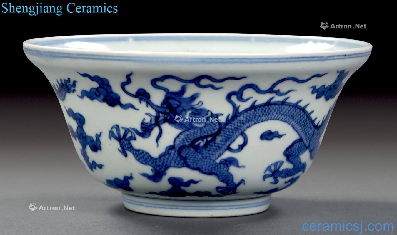 qing Blue and white dragon bowl