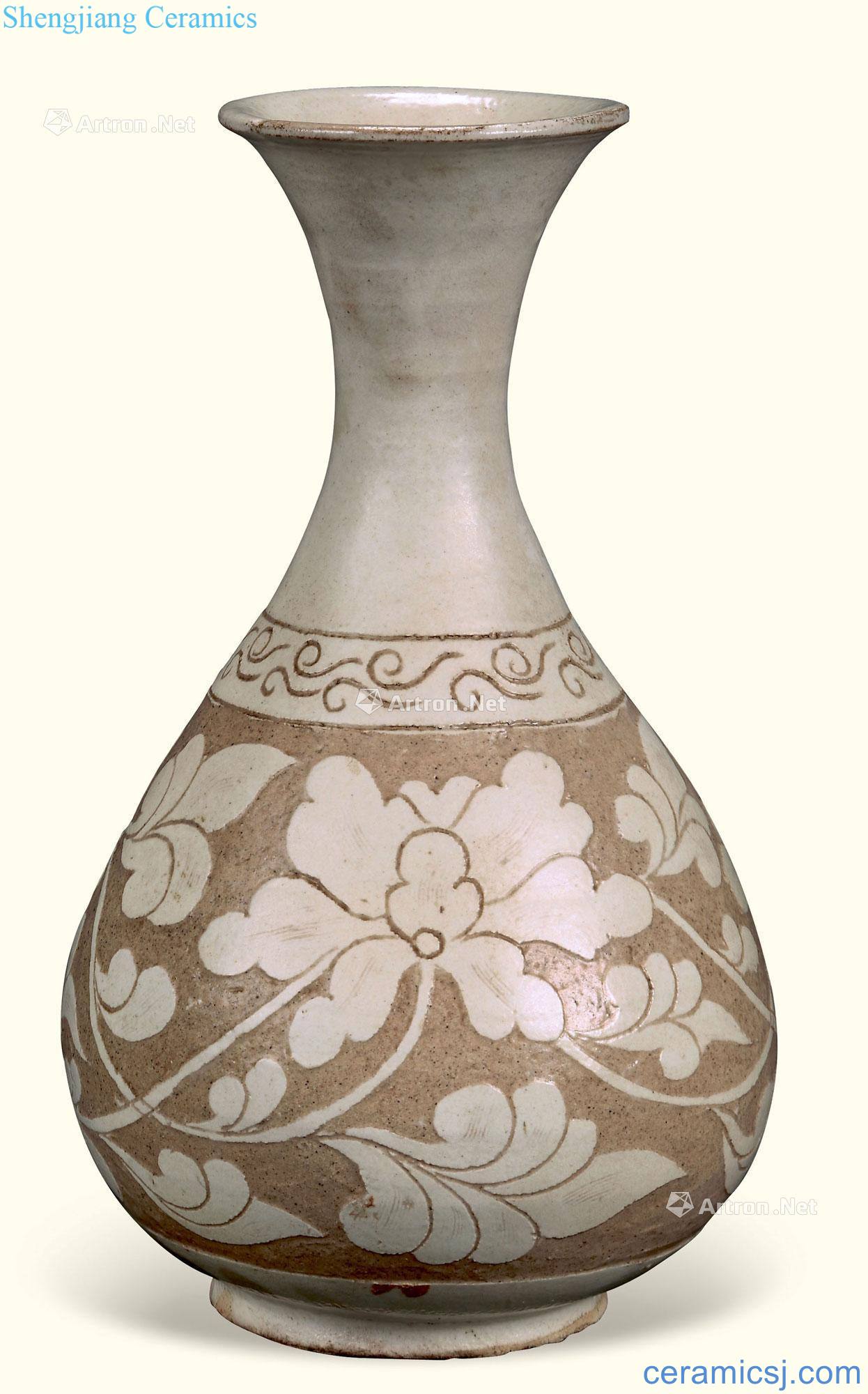 Ming magnetic state kiln carved flowers okho spring bottle